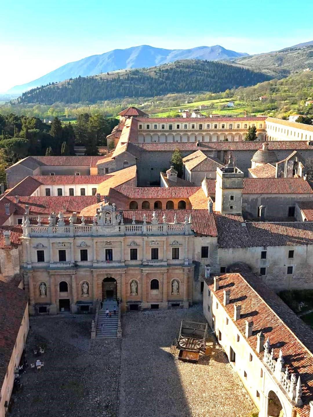 Casa Semeria Certosa Di Padula Extérieur photo